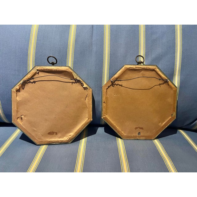 Gold Vintage Pair of Bird Prints in Octogon Shaped Frame -2 For Sale - Image 8 of 8