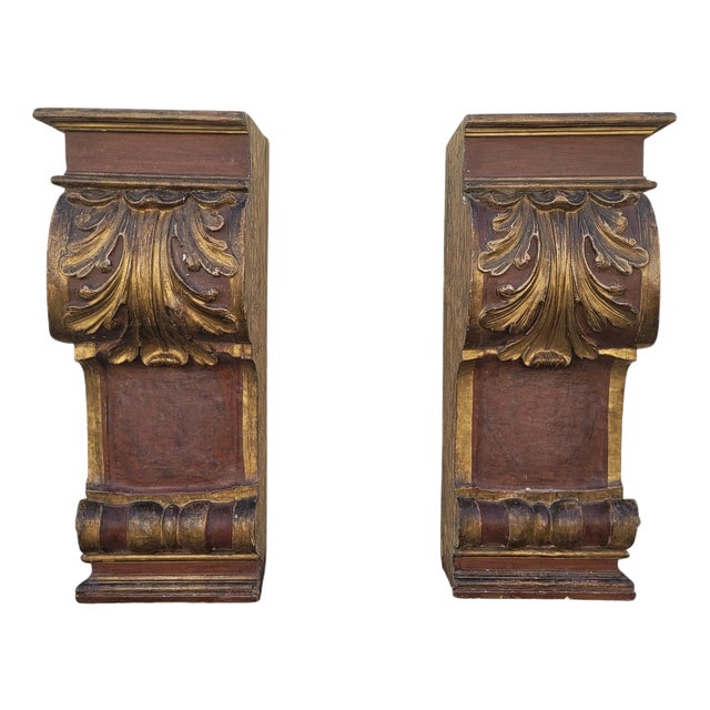 17th Century Italian Baroque Carved, Painted and Gilded Wood Wall Brackets, Set of 2 For Sale