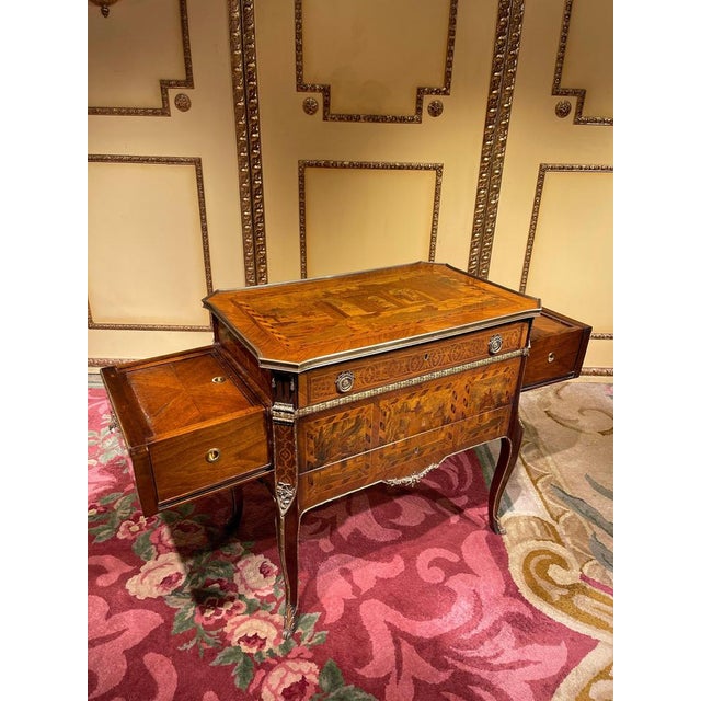 20th Century Louis XV Style Dresser For Sale - Image 4 of 18