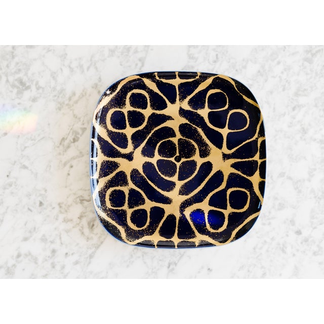 1950s Mid-Century Modern Rosenthal Germany Blue & Gold Porcelain Wall Plate For Sale - Image 5 of 11