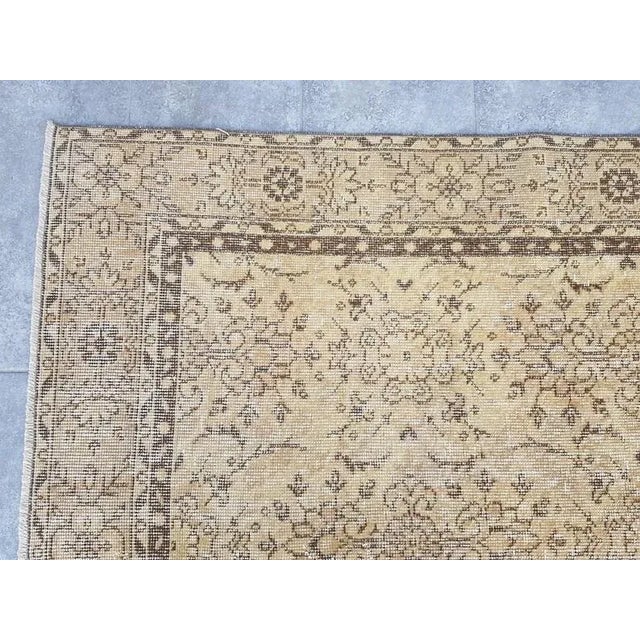 1960s Beige Turkish Floor Carpet 6x10 For Sale - Image 6 of 10