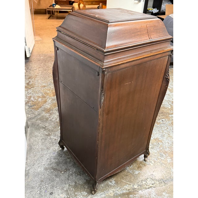 Antique Victor Victrola XVI Phonograph For Sale - Image 4 of 12
