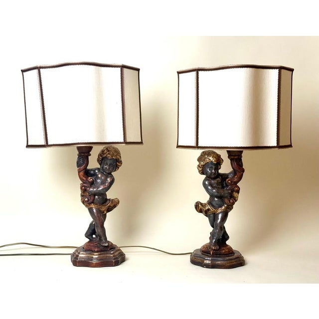 Italian Putti Table Lamps in Giltwood, 1970s, Set of 2 For Sale - Image 6 of 18