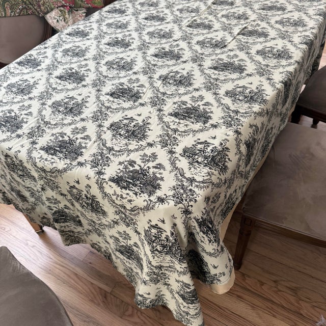 Late 20th Century Vintage Handmade Crepe Tablecloth in French Toile De Jouy Style For Sale - Image 5 of 8