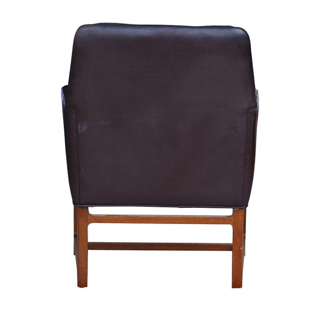 Dunbar Furniture Brown Leather Dunbar Lounge Chairs - A Pair For Sale - Image 4 of 4