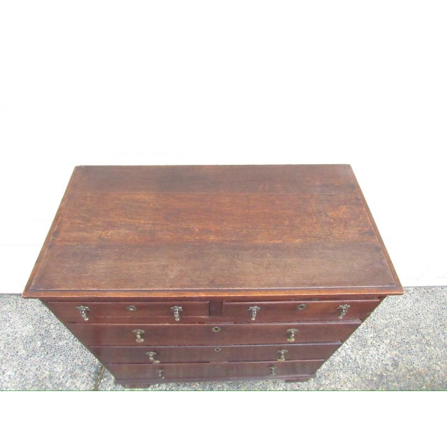 English 18th Century English Oak Chest of Drawers For Sale - Image 3 of 18