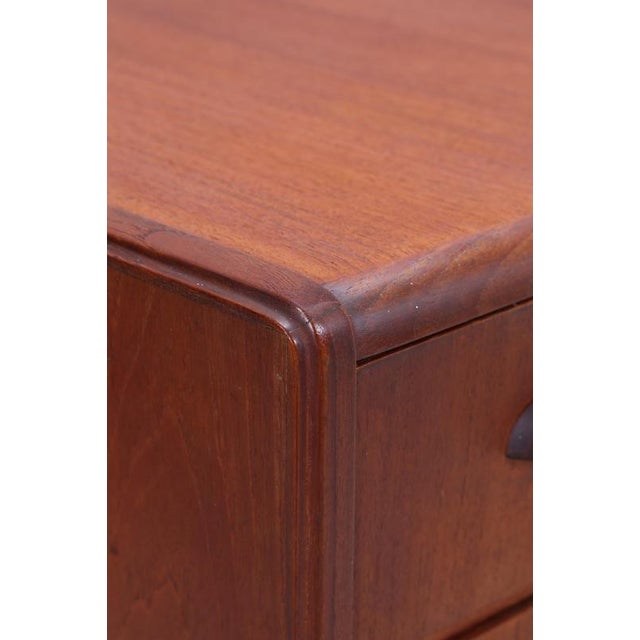 Wood Mid-Century Teak Chest of 6 Drawers For Sale - Image 7 of 13
