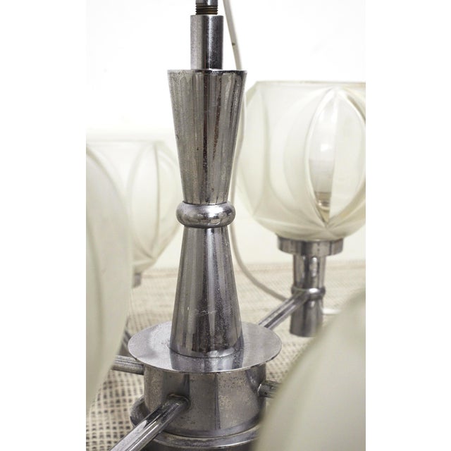 Mid-Century Space Age Sputnik 8-Light Chandelier in Chrome and Faceted Glass Globes, 1970s For Sale - Image 10 of 15