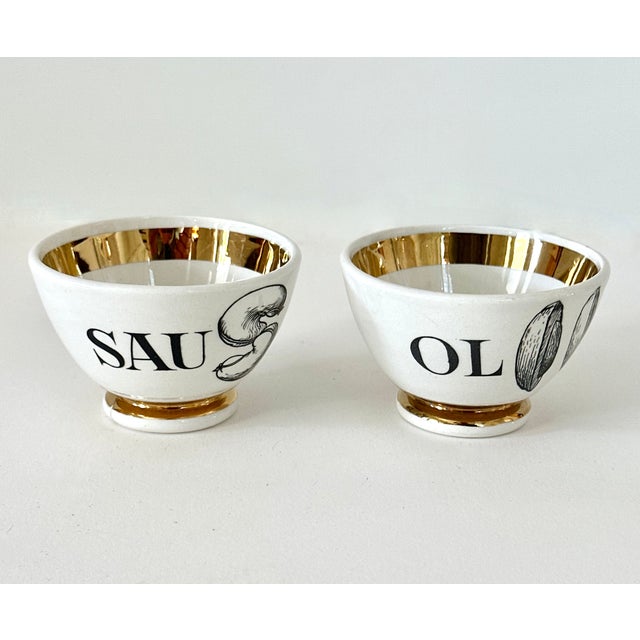 Hollywood Regency 1960s Pair of Gilt Porcelain Appetizer Bowls For Sale - Image 3 of 10