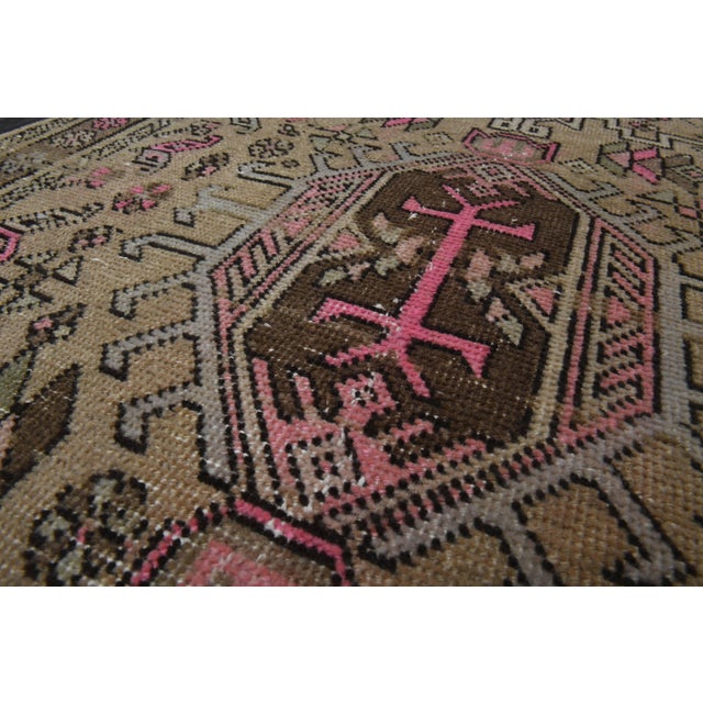 Turkish 1970s Vintage Handmade Wool Cotton Beige Area Rug For Sale - Image 3 of 11