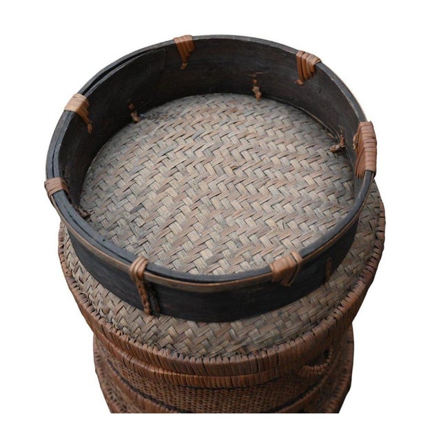 Period: 20th century Style: Tribal Art Condition: Good condition Material: Rattan Height: 27 cm An authentic African...