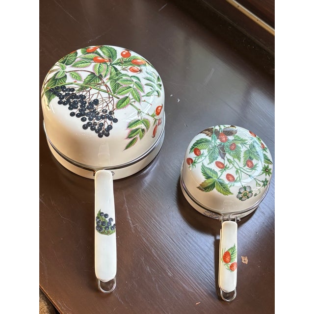 Vintage Limoges Nesting Porcelain & Aluminum Cookware Complete Set of Four – Botanical Berry Motif For Sale - Image 14 of 14