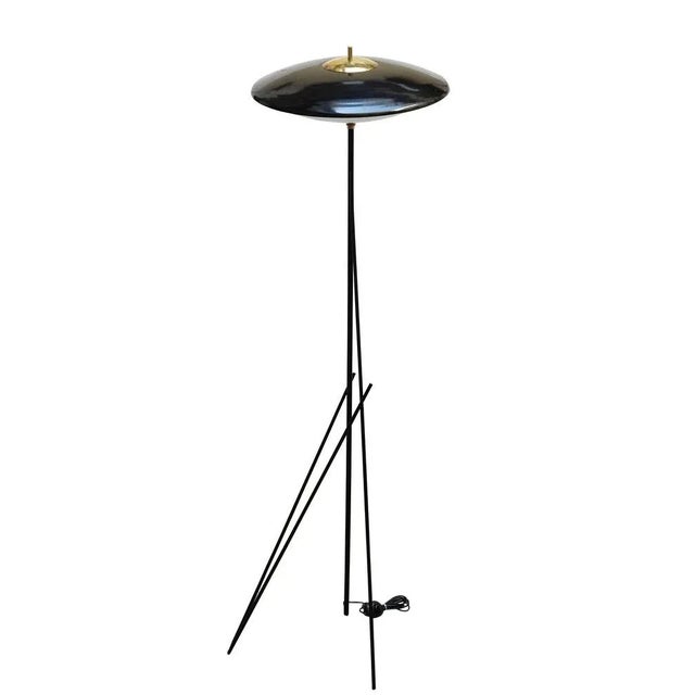 Black Italian Tripode Floor Lamp in Black Lacquered Metal and Brass, 2010s For Sale - Image 8 of 8