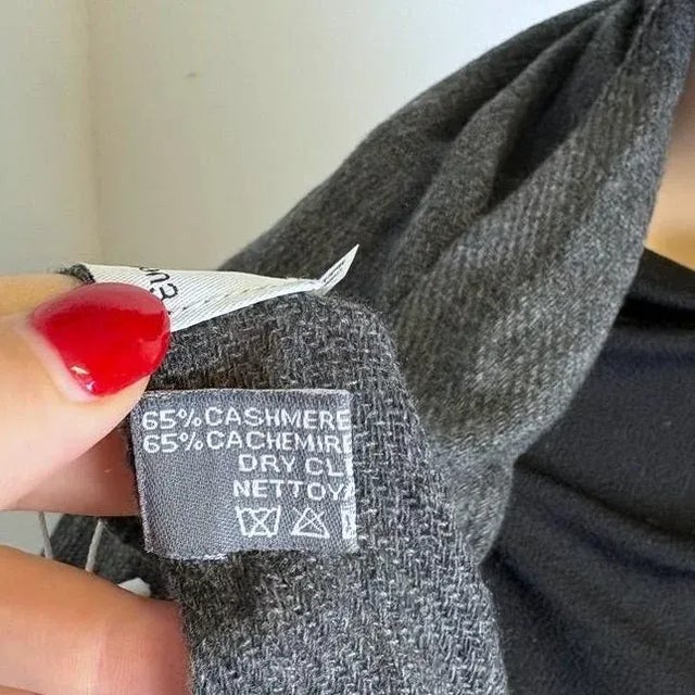 Evelyne Prélonge Cashmere & Faux Fur Shawl – Luxe Gray Wrap, Made in France For Sale - Image 11 of 11