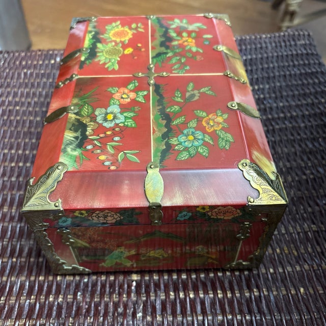 Wood Chinoiserie Jewelry Box- Korean Ox Horn For Sale - Image 7 of 12