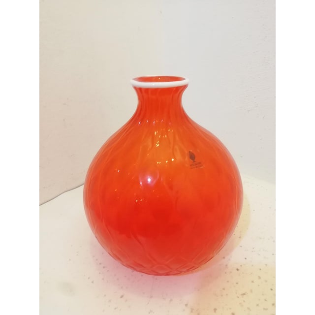 Single-flower vase made by Venini Murano Italia, Balloton model, 17 cm. Entirely handmade. Signed under the base "Venini...