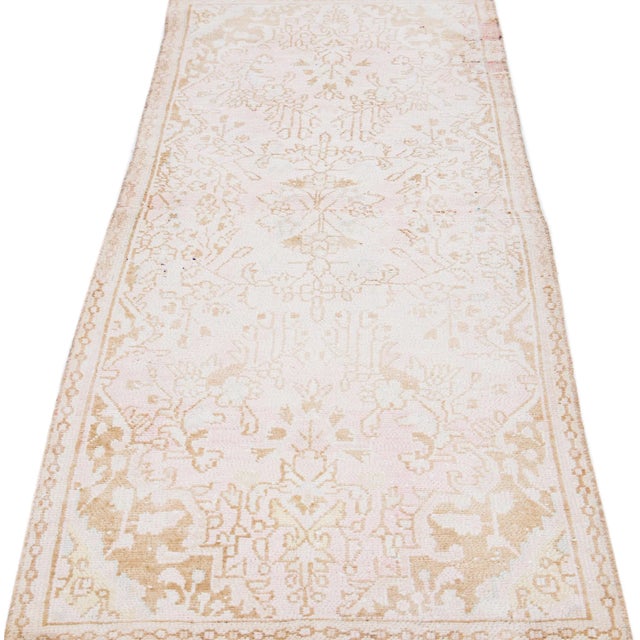 Shabby Chic 1960s Vintage Persian Hamadan Shabby Chic Handmade Floral Beige Wool Runner For Sale - Image 3 of 8