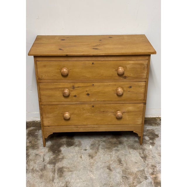Antique English Pine Chest of Drawers For Sale In Naples, FL - Image 6 of 11