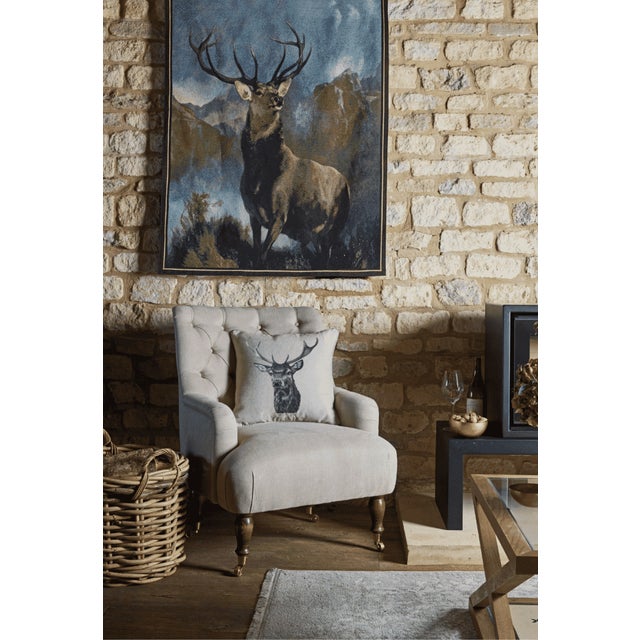 Elevate your space with the elegance of this Country Linen cushion, drawing inspiration from the great British outdoors,...