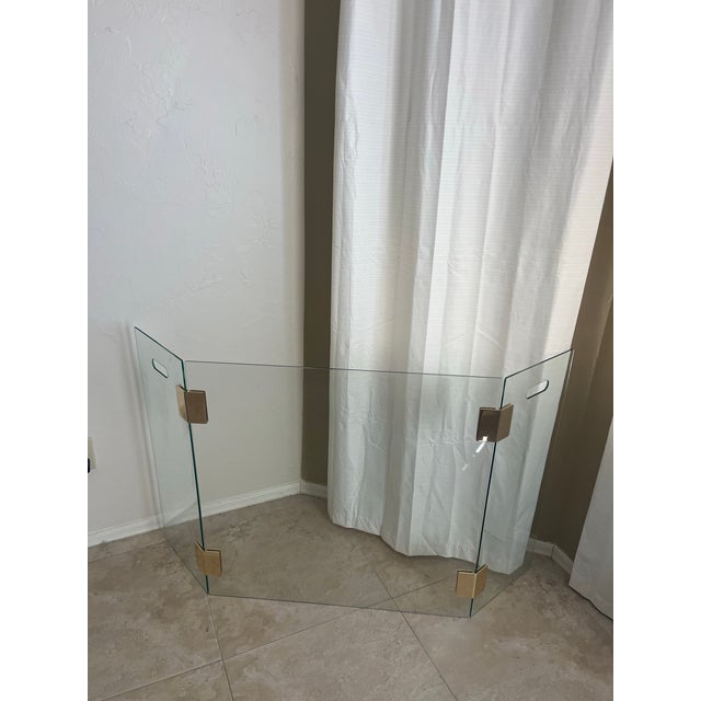 Brass Mid-Century Modernist Tri-Fold Glass Fire Screen With Brass Hinges in the Style of Jacques Adnet For Sale - Image 8 of 12