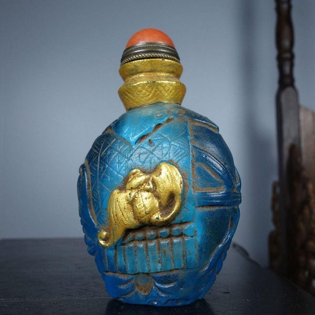 Antique Gilt Blue Glass Snuff Bottle With Bat Motif - Asian Collectible For Sale - Image 9 of 9