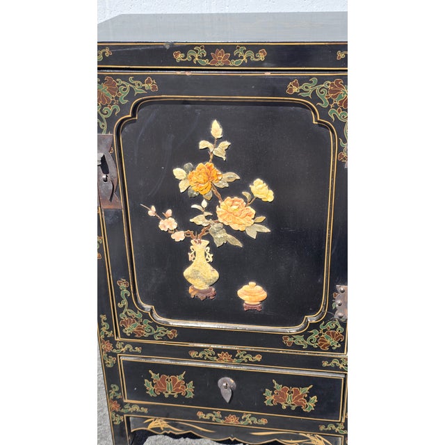 Vintage Chinese Asian Black Lacquer Chinoiserie Cabinet Storage Side Table #1of2 For Sale - Image 11 of 18