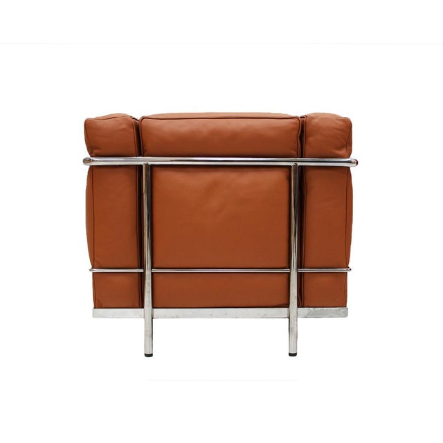 Modernist LC2 Lounge Chair in Brown Leather by Le Corbusier for Cassina, Italy, 1980 For Sale - Image 3 of 11