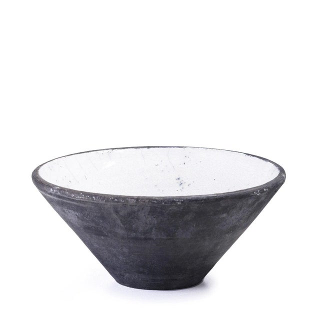 Japanese Black & White Raku Ceramic Bowl from Laab Milano For Sale - Image 4 of 4