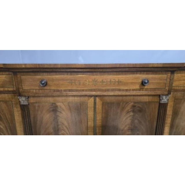 Hollywood Regency Vintage Brass Inlaid Breakfront Sideboard in Mahogany, 1920 For Sale - Image 3 of 17