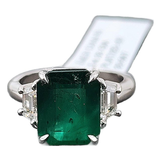 4.33 Ct Gia Certified Zambian Emerald & Diamond Ring, Size 7 For Sale