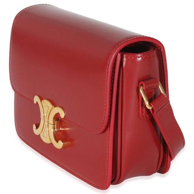 Item #: 150272 Interior Material: Leather MSRP: 4,050 Features Interior: One zip pocket. Three slip pockets. Size: Teen...