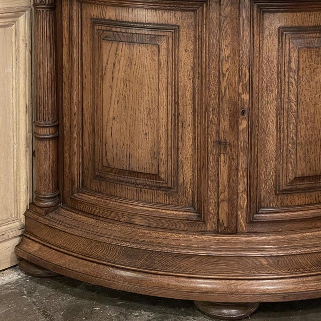 19th Century French Henri II Neoclassical Corner Vitrine With Curved Glass Door For Sale - Image 17 of 18
