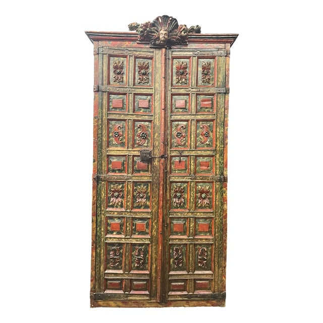Spanish Renaissance Sacristy Cabinet in Walnut with Stylized Acanthus Leaf Polychrome Decoration, Spain, 1600 For Sale