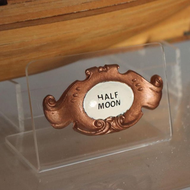 Antique Wooden Vessel in Acrylic Glass Case, 20th Century For Sale - Image 3 of 14