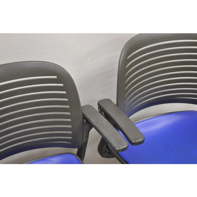 Late 20th Century Late 20th Century Steelcase 487 Cachet Swivel Office Desk Chair With Blue Seat - A Pair For Sale - Image 5 of 10