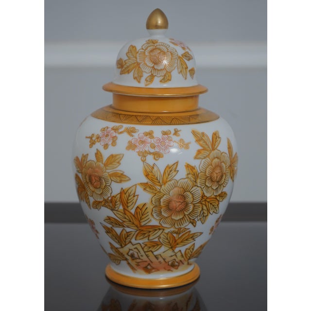 Age: Approx: 25 Years Old Details: Nice Floral Chinoiserie Decoration Condition: Excellent Original Finish & Condition...