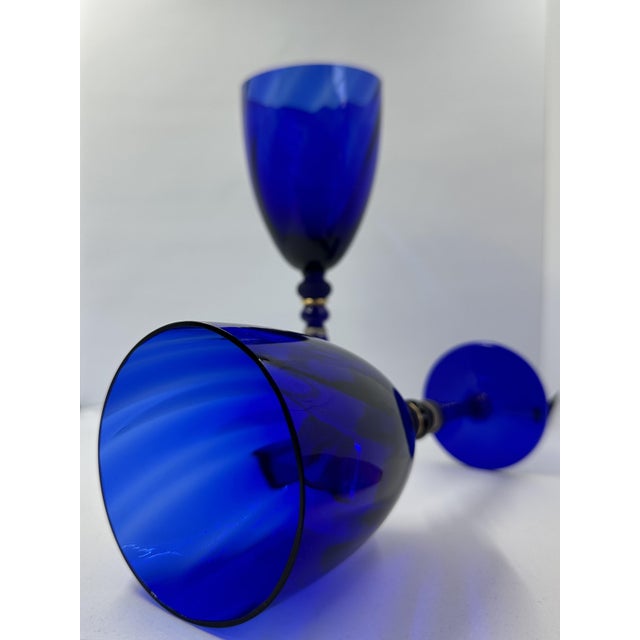 Vintage Cobalt Blue Art Glass Goblets With Optical Swirl & Gilded Accents – Set of 2 For Sale - Image 4 of 7