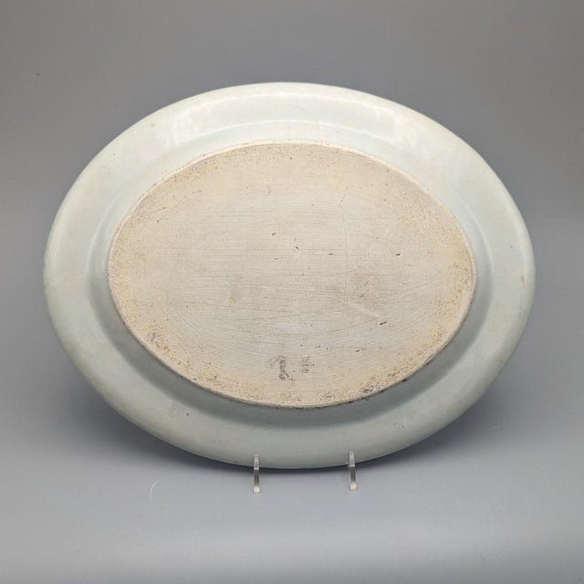 Pair of 18th Century Chinese Export Blue Fitzhugh Pattern Platters For Sale - Image 4 of 5