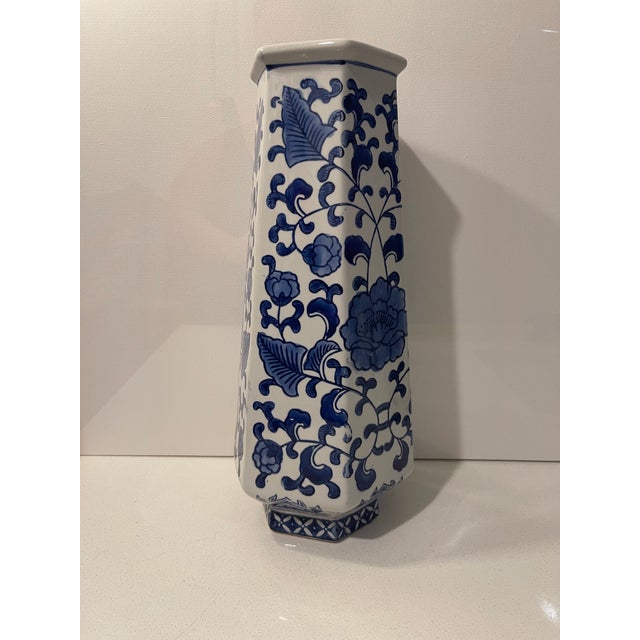 Tall Blue & White Plant Motif Hexagonal Vase, Artist Marked For Sale - Image 10 of 12