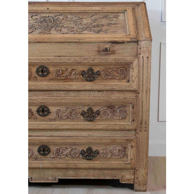 French Louis XVI Period Carved Oak Slant-Front Secretary Desk, Liège, Late 18th For Sale - Image 11 of 13