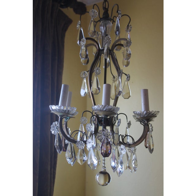 1900-1910 French Louis XV Style Cut Crystal/ Bronze Cage Chandelier in the Style of Baccarat For Sale - Image 13 of 13