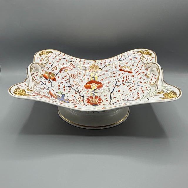 Antique Kakimon Centrepiece Bowl with Double Handled Two Quails Pattern by Derby Porcelain Factory, 1820 For Sale - Image 3 of 18