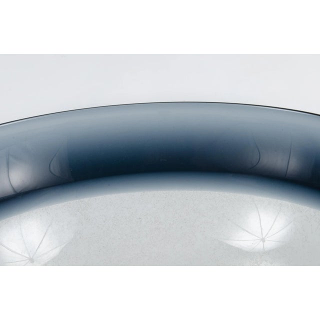 1960s Scandinavian Modern Blue-Tinted Art Glass Decorative Bowl by Timo Sarpaneva, Finland For Sale - Image 6 of 9