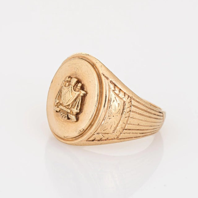 Antique Victorian Signet Ring Family Crest c1898 Sz 8 1/2 10k Yellow Gold Men's For Sale - Image 4 of 7