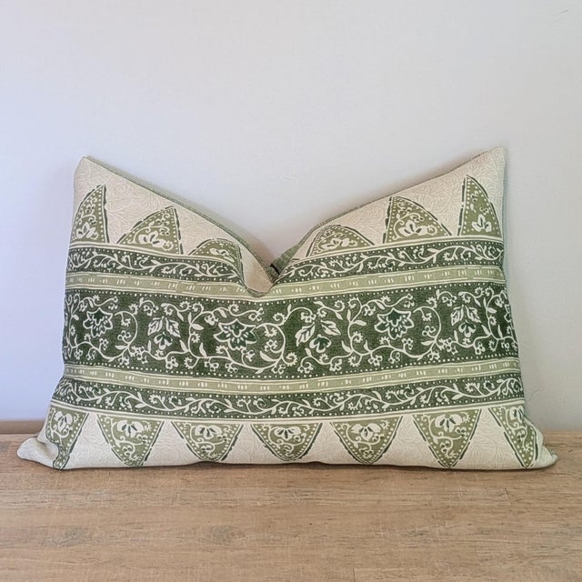 Transitional Schumacher Foxglove Green Outdoor Lumbar - Single For Sale - Image 3 of 5
