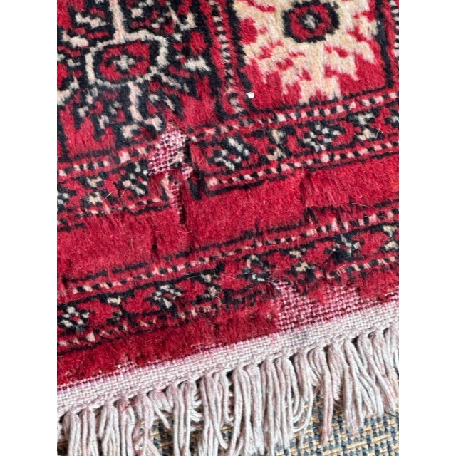 Small Vintage Pakistani Rug from Bobyrugs, 1980s For Sale - Image 10 of 16