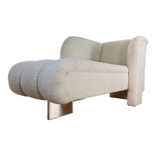 Late 20th Century Vladimir Kagan Style Lucite Chair For Sale