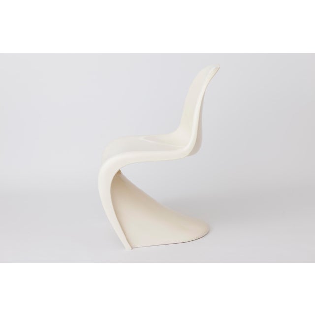 Vintage White Panton Chair by Verner Panton for Herman Miller, 1972 For Sale - Image 3 of 10