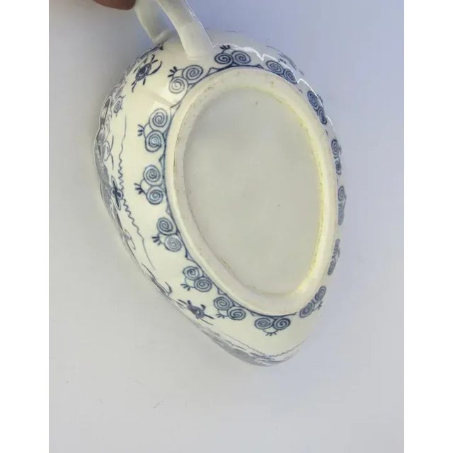 English Worcester Blue and White Sauce Boats c 1775 Donut Tree Pattern - A Pair For Sale In Denver - Image 6 of 7