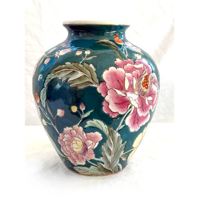 Green Hand Painted Enameled Chinese Vase For Sale - Image 8 of 11